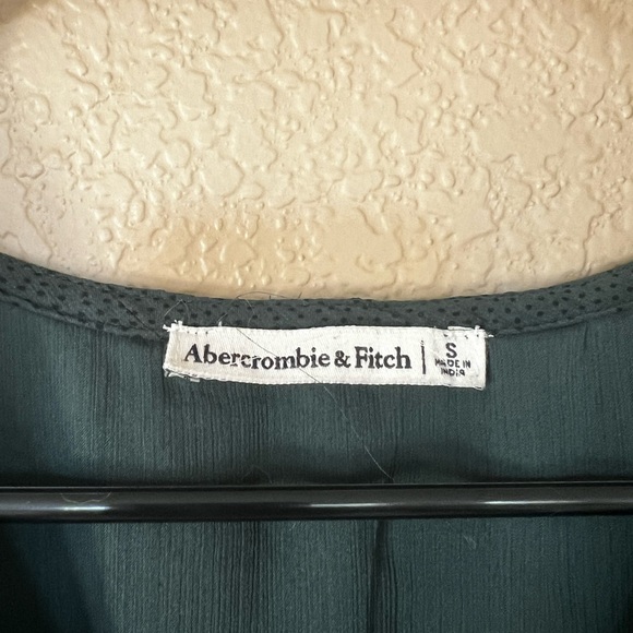 Abercrombie and Fitch Top - Picture 3 of 3